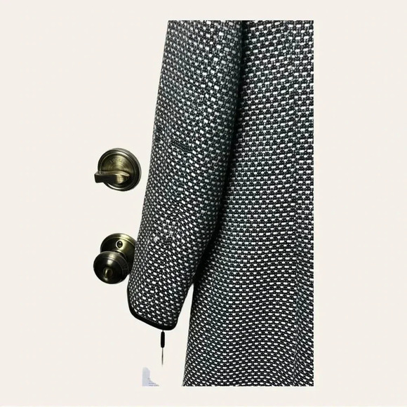 CALVIN KLEIN OPEN FRONT LONG JACKET SIZE 10 BLACK/WHITE/SILVER NWT - Picture 11 of 12